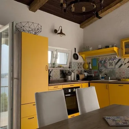 Апартаменты Cozy Beachfront Rogoznica