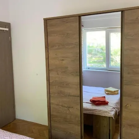 Cozy Beachfront Rogoznica Рогозница