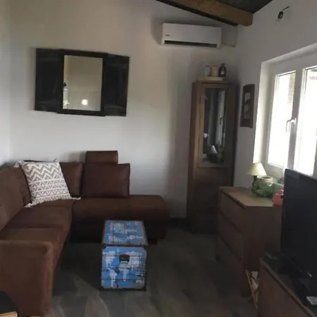 Апартаменты Cozy Beachfront Rogoznica Рогозница