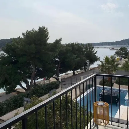 Апартаменты Cozy Beachfront Rogoznica Рогозница