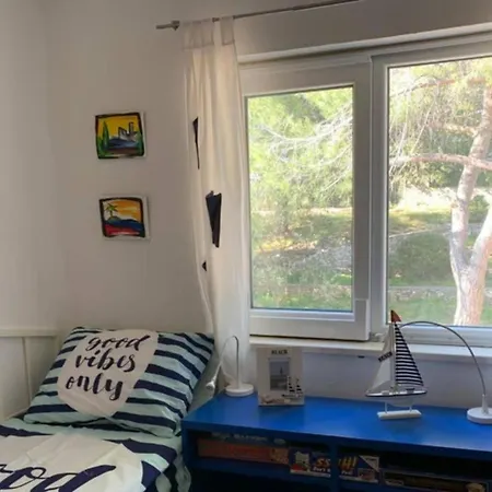 Апартаменты Cozy Beachfront Rogoznica *